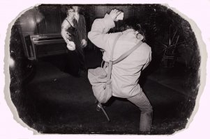 Black and white photo: Paul Diamond Photographing